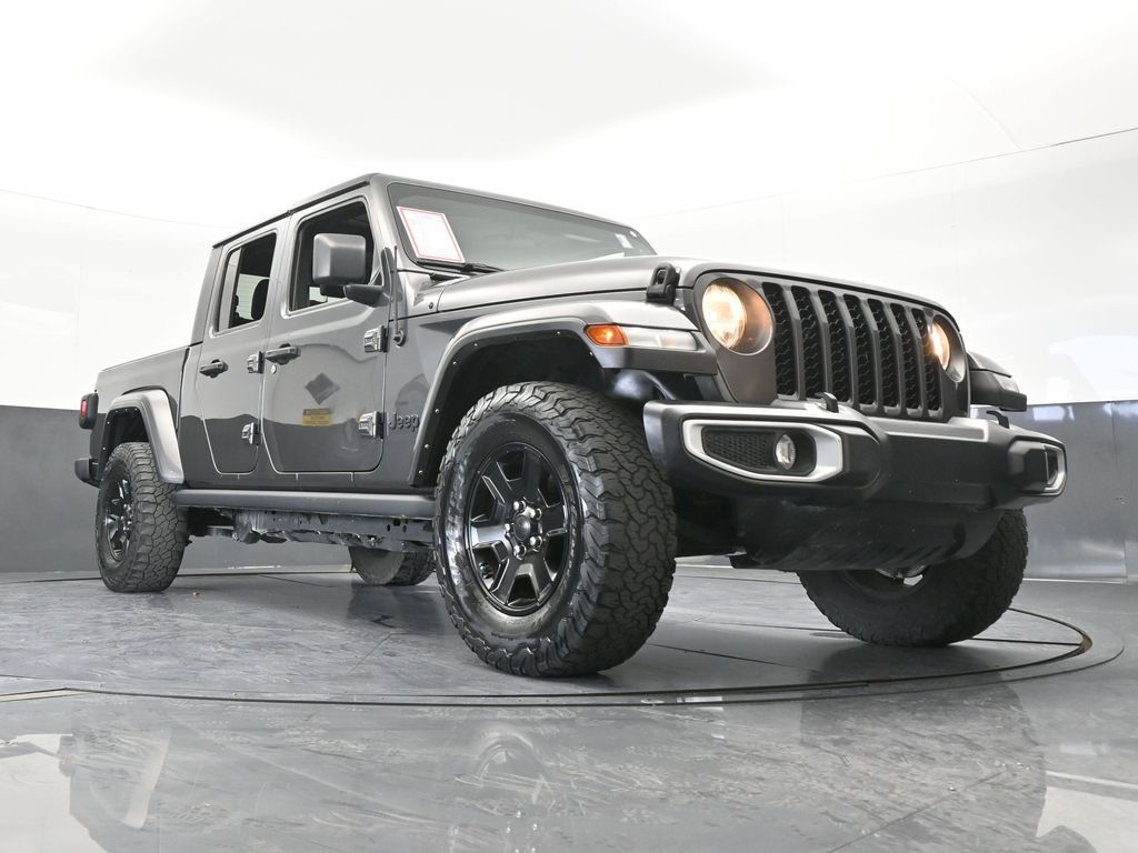 Used 2022 Granite Crystal Metallic Clearcoat Jeep Sport image 56
