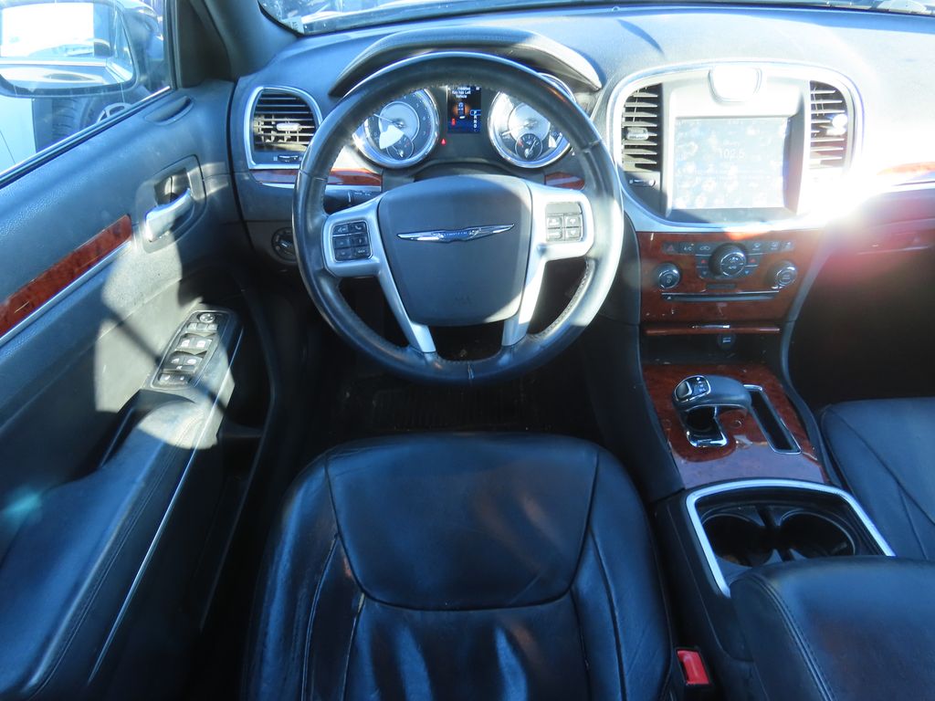 Thumbnail: 2014 Chrysler 300 - 5