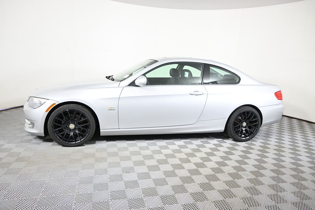 Used 2011 BMW 3 Series 328i with VIN WBAKF5C59BE395729 for sale in Forest Lake, Minnesota