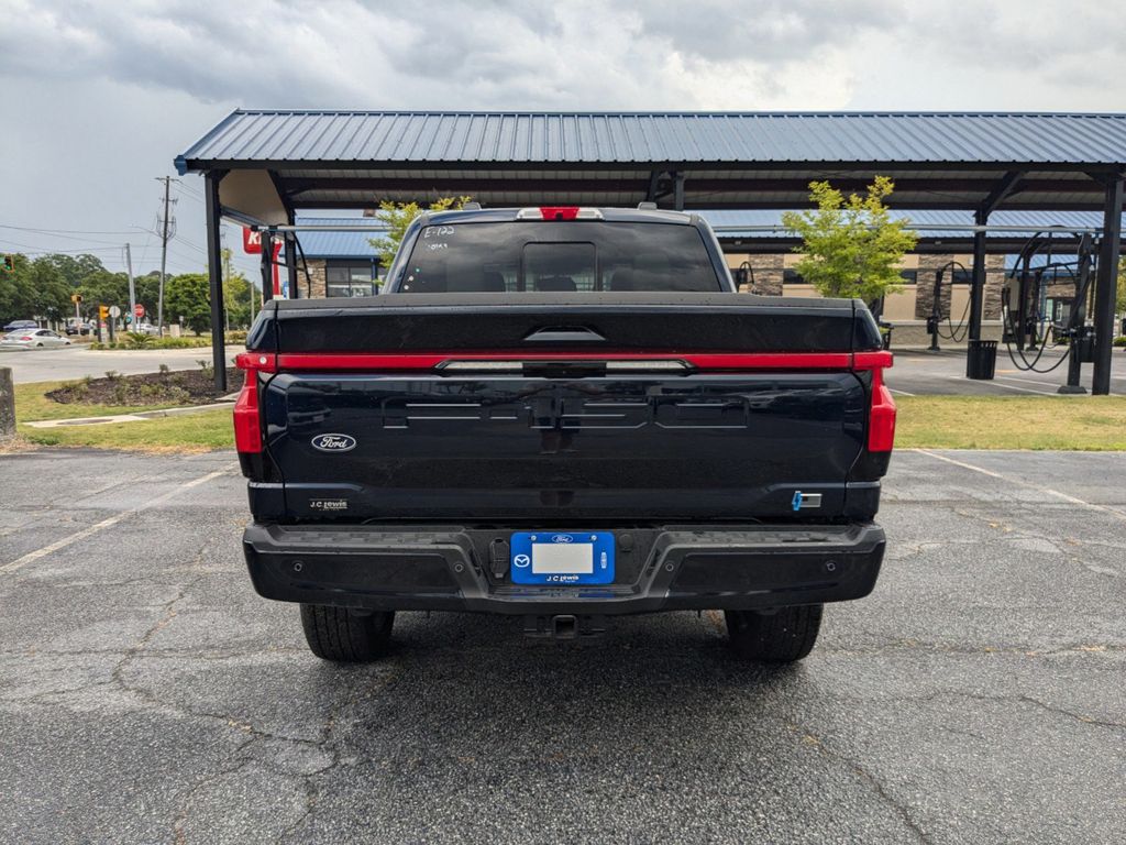 2025 Ford F-150 Lightning Platinum