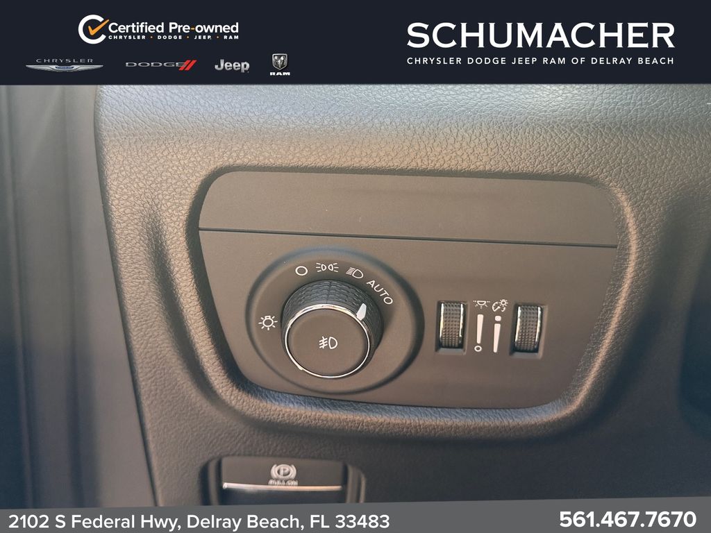 used 2024 Jeep Grand Cherokee car, priced at $34,888