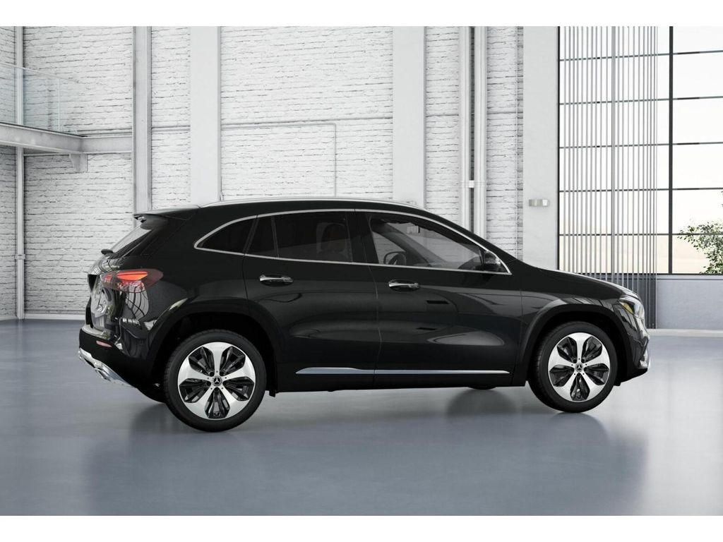 2025 Mercedes-Benz GLA 250 4MATIC 18