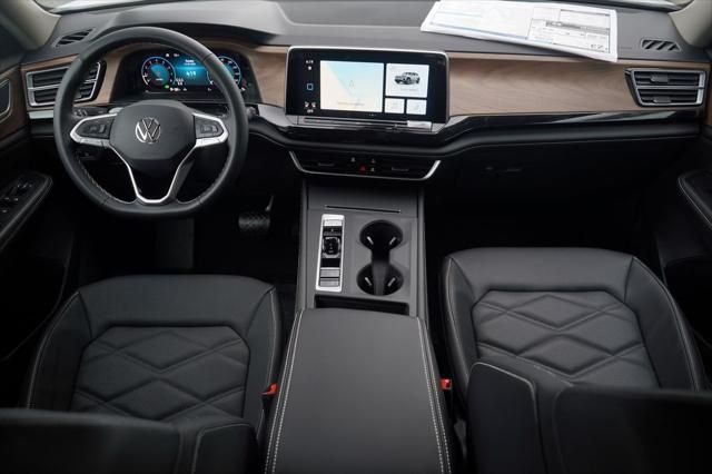 Thumbnail: 2026 Volkswagen Atlas - 8