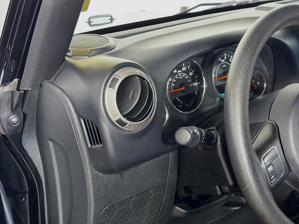 Used 2016 Jeep Wrangler SUV
