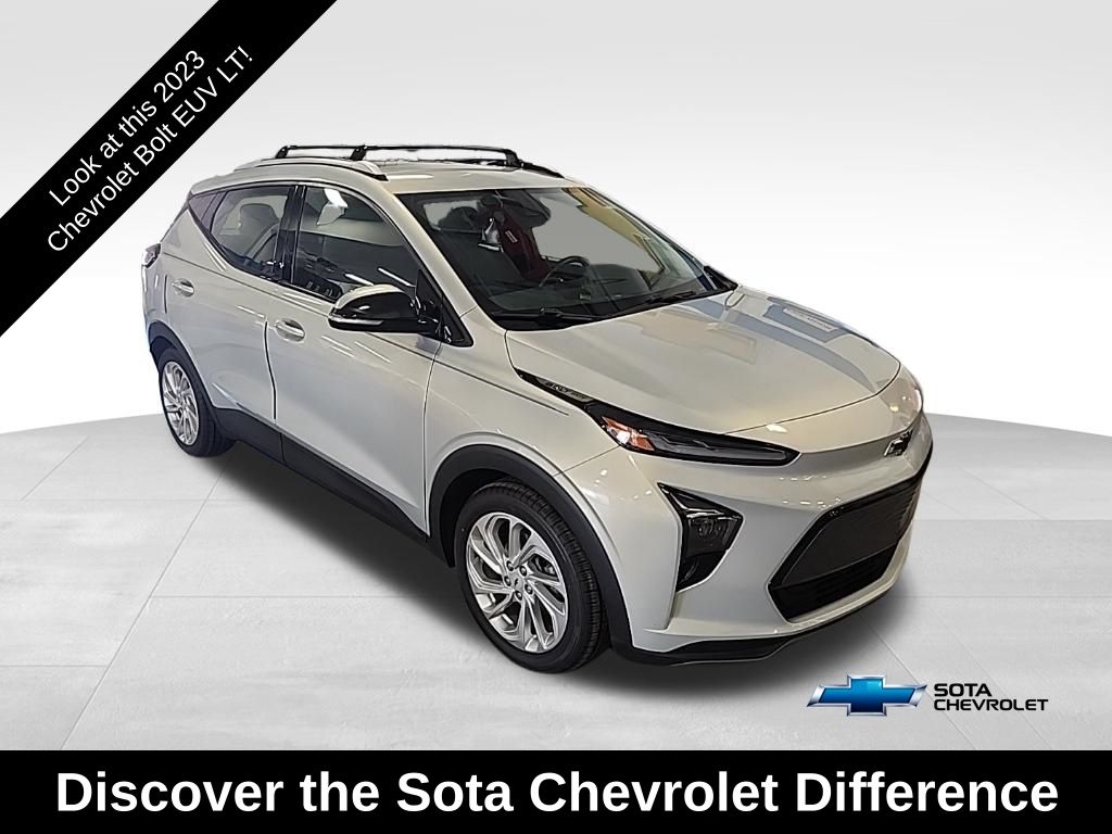 Silver Flare Metallic 2023 Chevrolet Bolt EUV LT FWD Hatchback Front-Wheel Drive Automatic