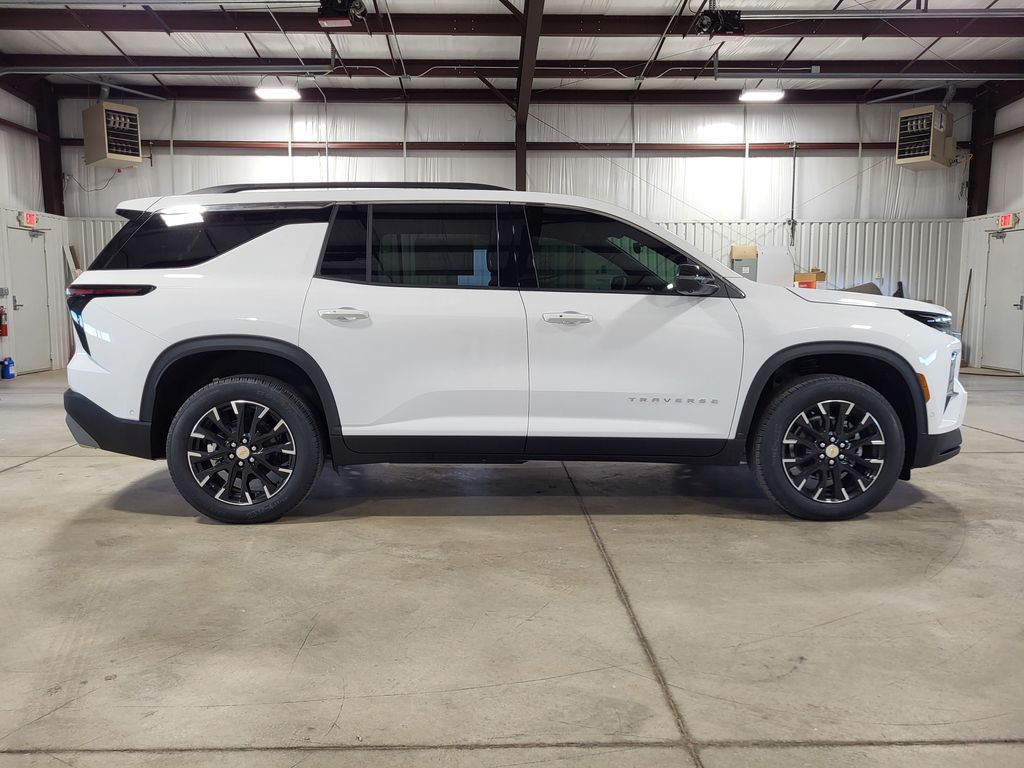 2025 Chevrolet Traverse LT 6