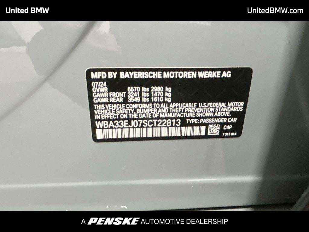 Thumbnail: 2025 BMW 7 Series - 24