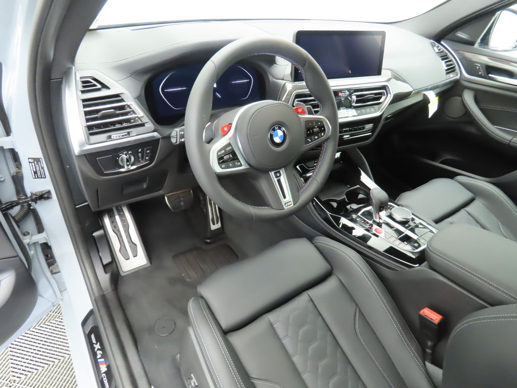 2025 BMW X4 M 9