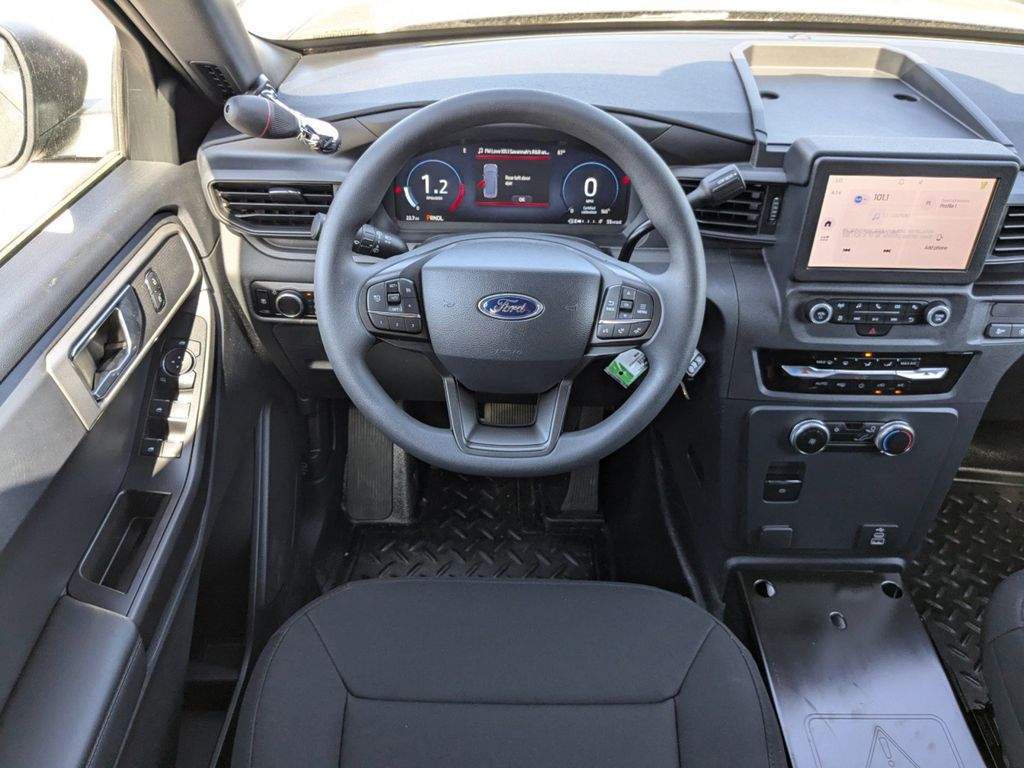 2025 Ford Police Interceptor Utility 