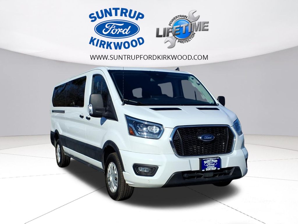 2023 Ford Transit Passenger 350 XLT Low Roof LB RWD