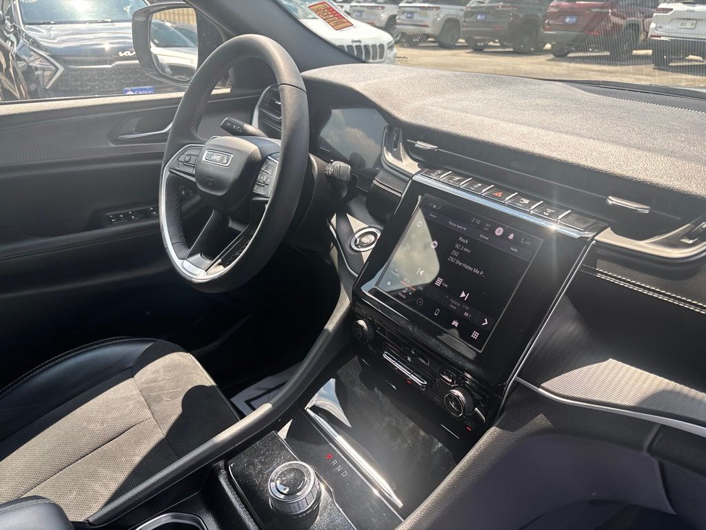 Used 2024 Jeep Grand Cherokee SUV
