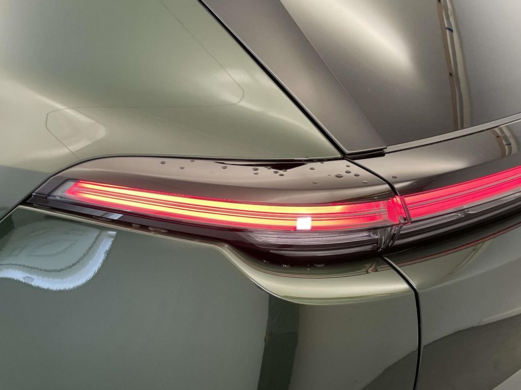 2026 Porsche Cayenne Base Green at Audi Porsche Sewickley