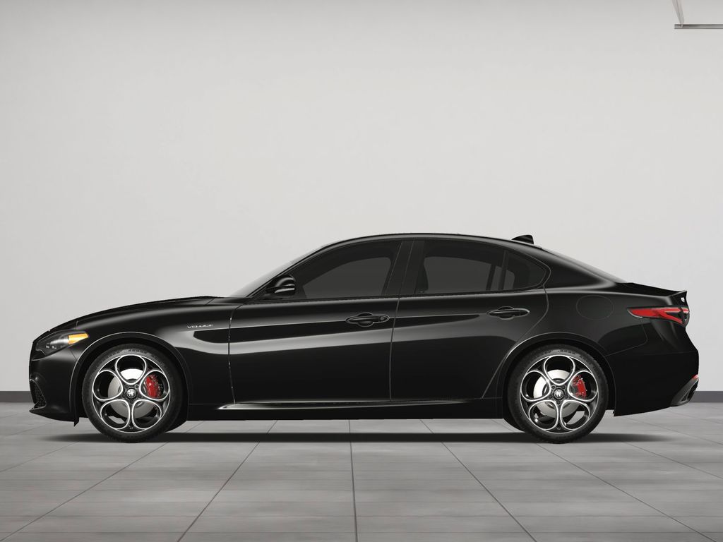 2024 Alfa Romeo Giulia Veloce 3