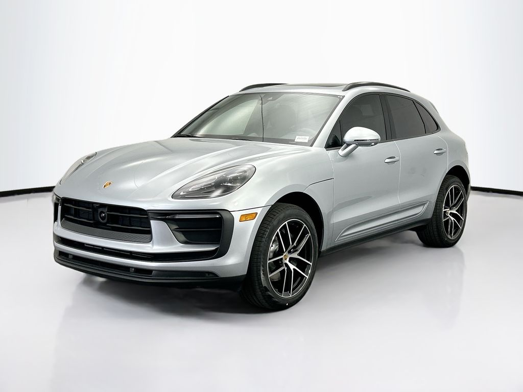Thumbnail: 2026 Porsche Macan - 1
