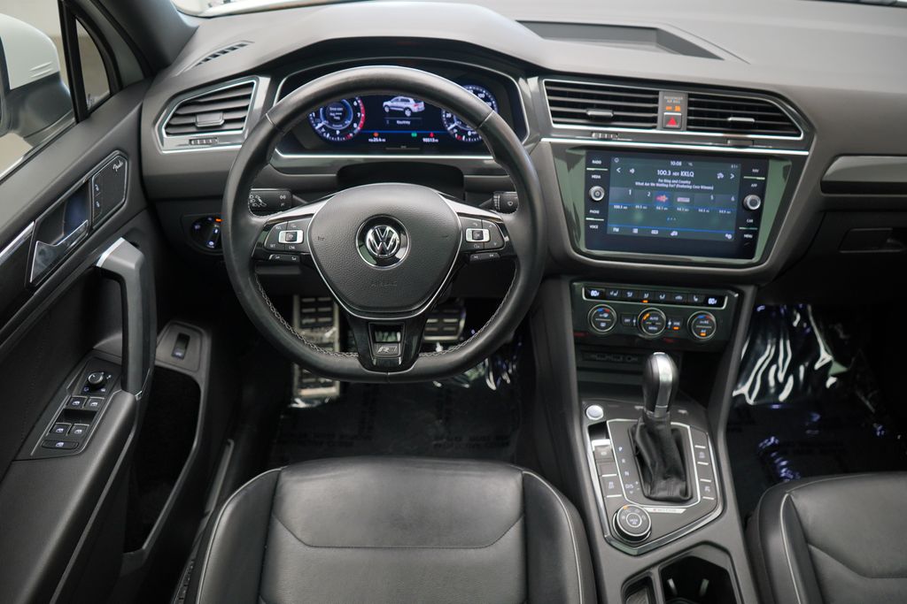 2018 Volkswagen Tiguan 2.0T SEL Premium 12