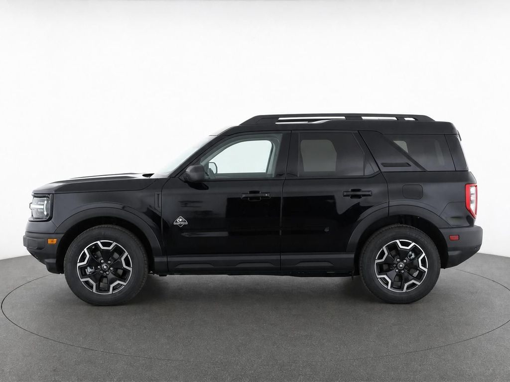 New 2026 Shadow Black Ford Outer Banks® image 7