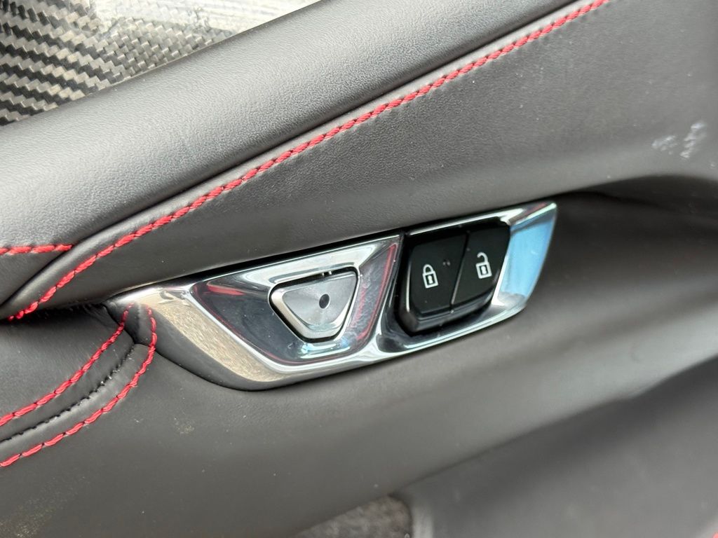 Used 2020 Gray Chevrolet Stingray image 70