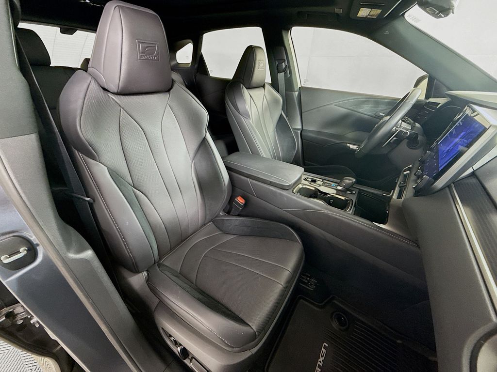 Thumbnail: 2023 Lexus RX - 29