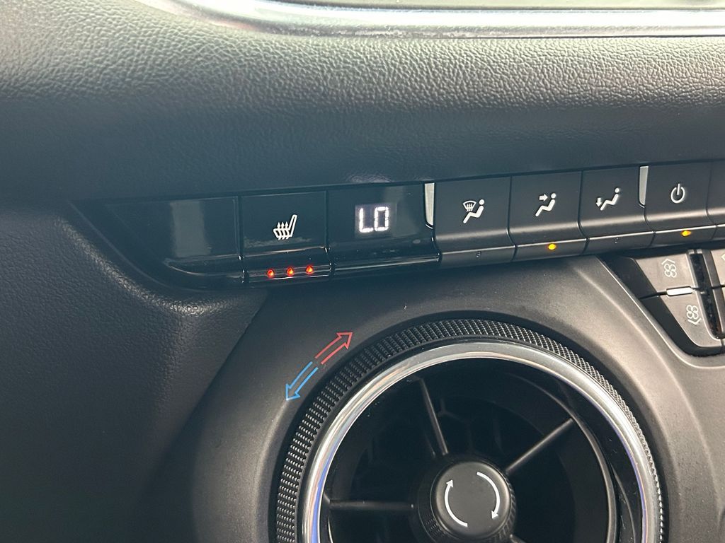 Used 2019 Kinetic Blue Metallic Chevrolet Base image 23