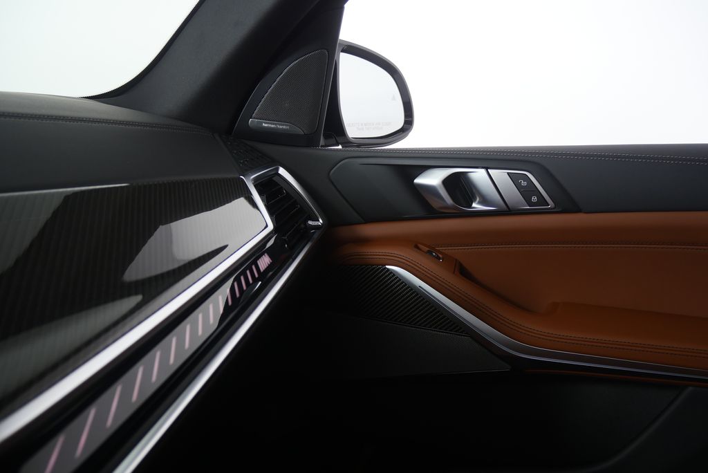Thumbnail: 2026 BMW X5 - 25