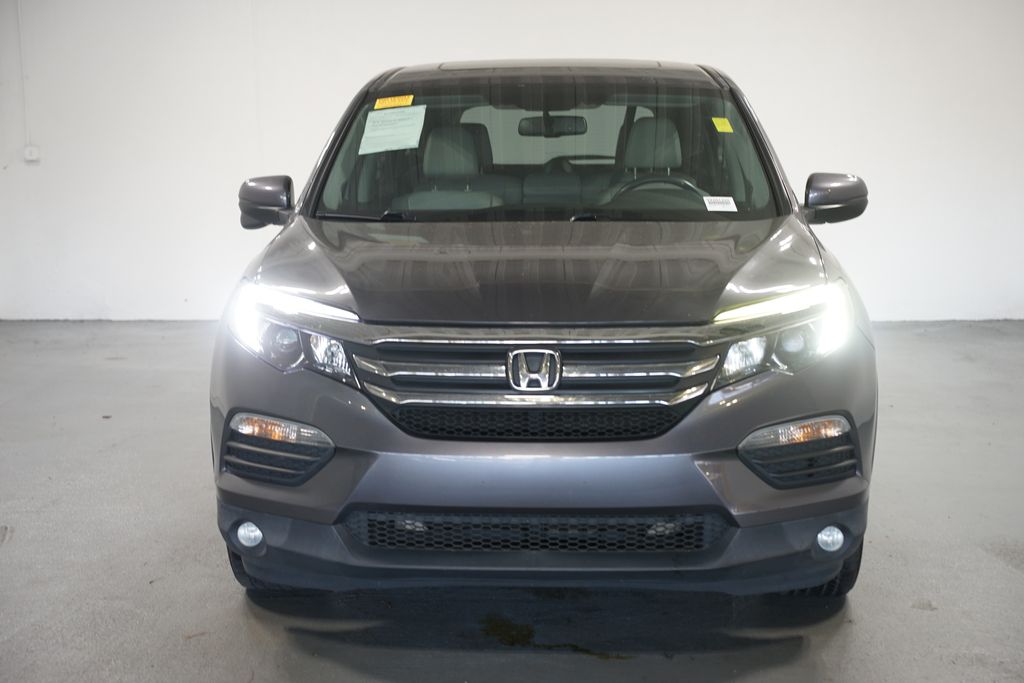 Thumbnail: 2016 Honda Pilot - 2