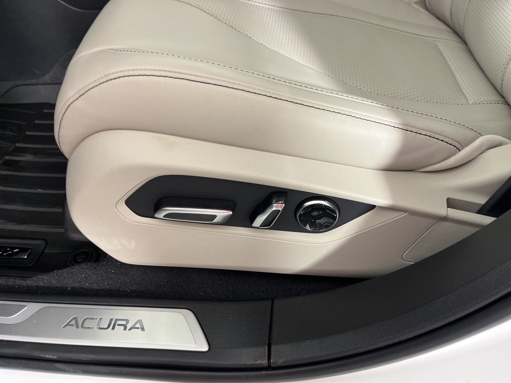 Thumbnail: 2026 Acura RDX - 23