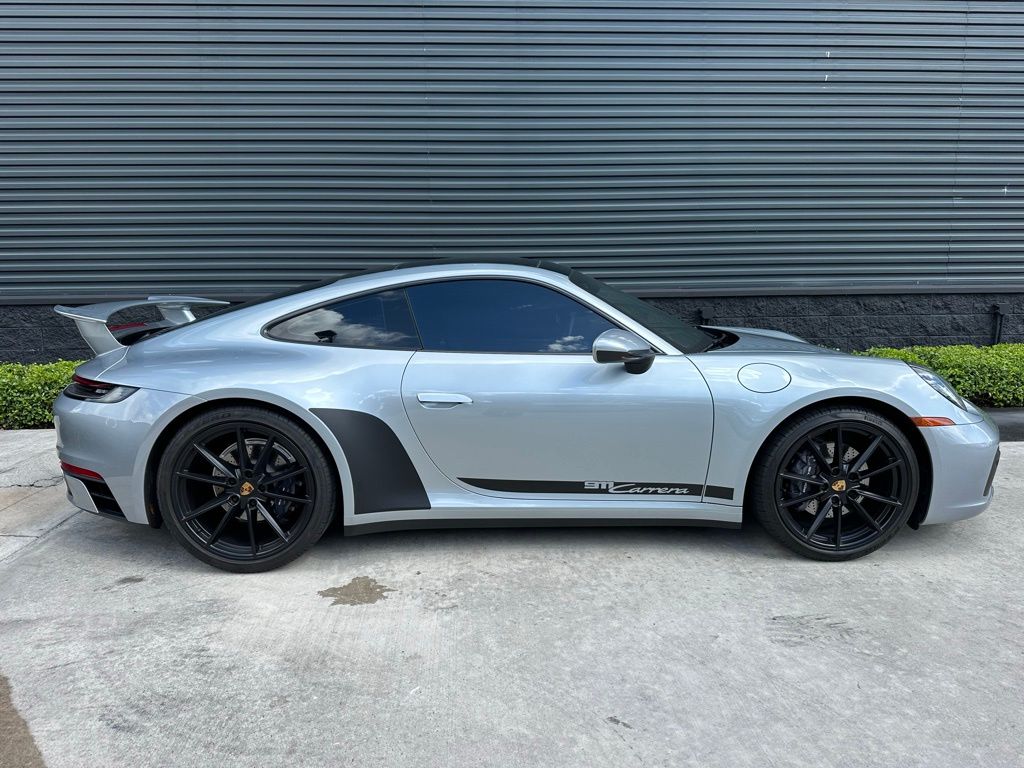 Thumbnail: 2021 Porsche 911 - 10