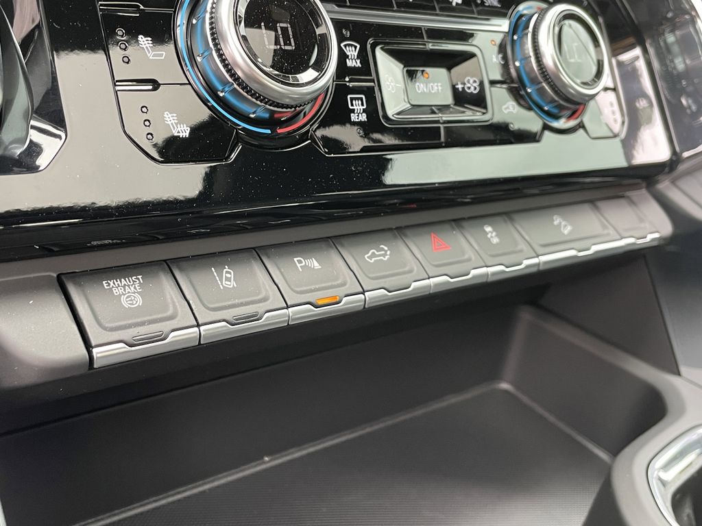 new 2025 GMC Sierra 2500HD car, priced at $81,044