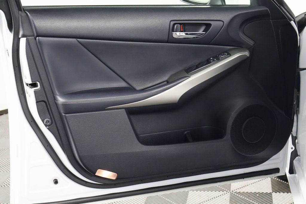 Thumbnail: 2014 Lexus IS - 12