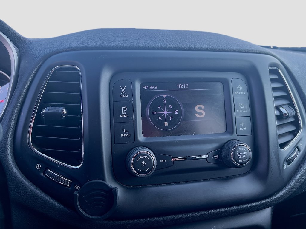 Used 2018 Red Jeep Sport image 19
