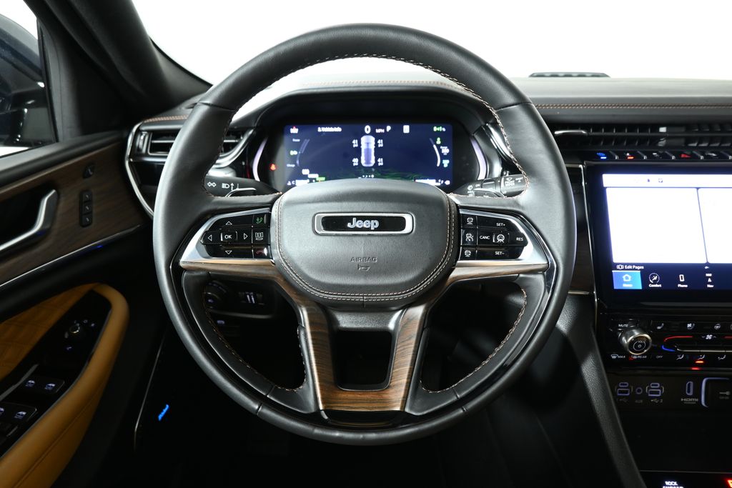 Thumbnail: 2023 Jeep Grand Cherokee - 15