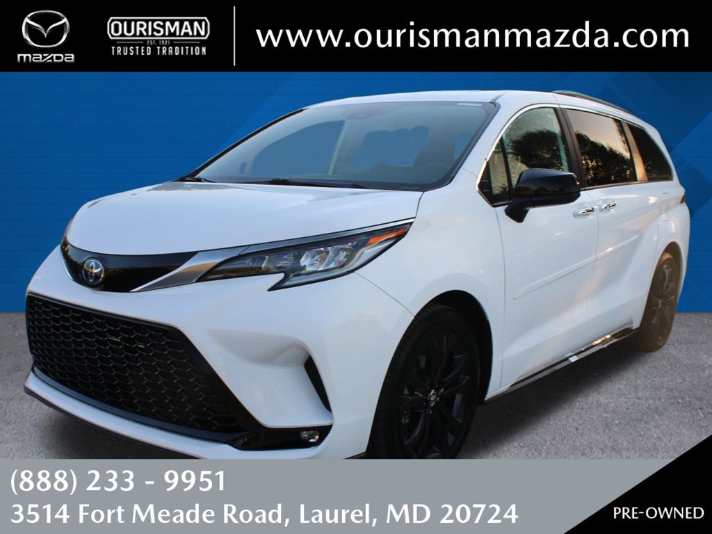 2022 Toyota Sienna XSE 4