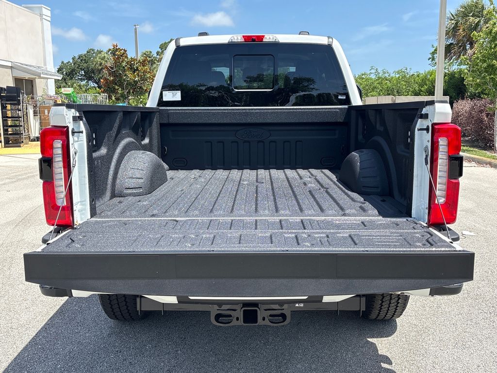 New 2026 White Ford Lariat image 9