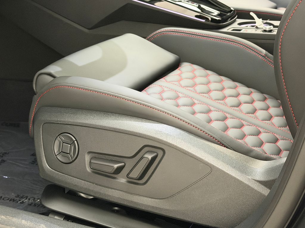 Thumbnail: 2026 Audi RS 3 - 25