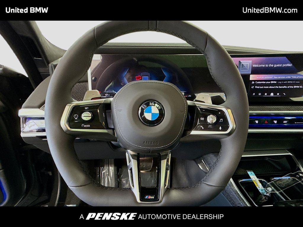 Thumbnail: 2026 BMW 7 Series - 6