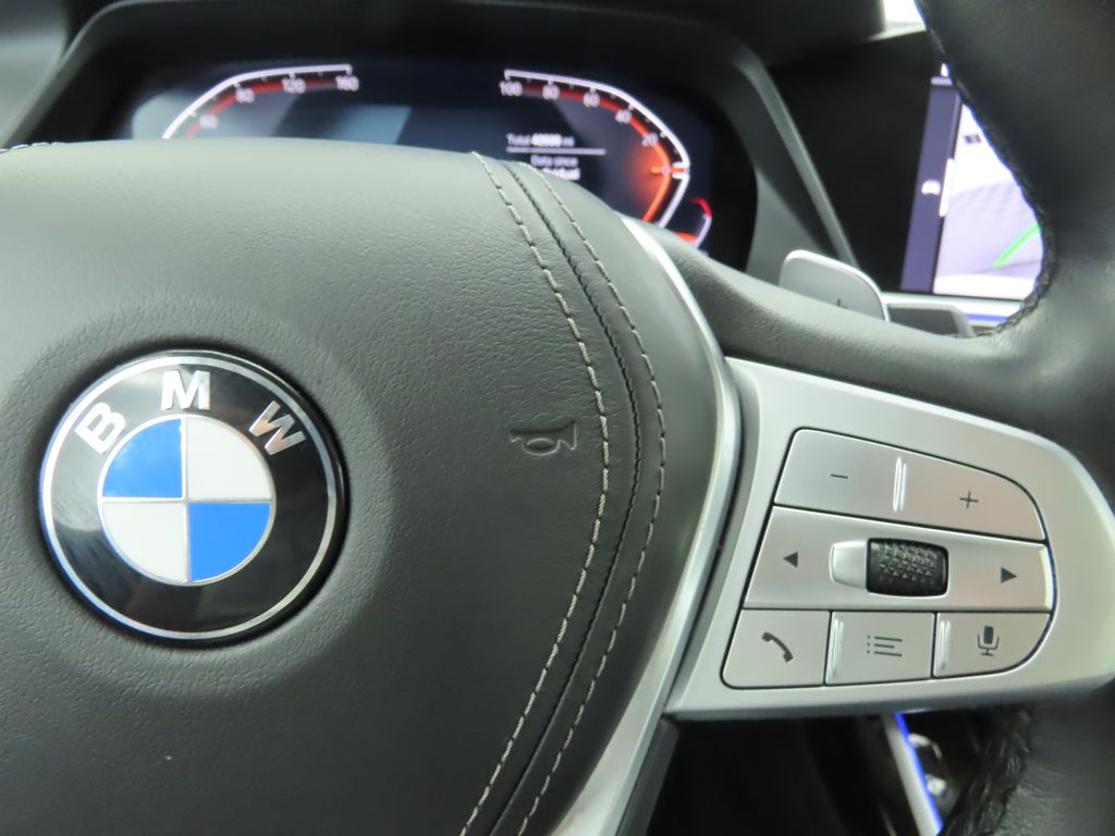 2021 BMW X7 xDrive40i 12