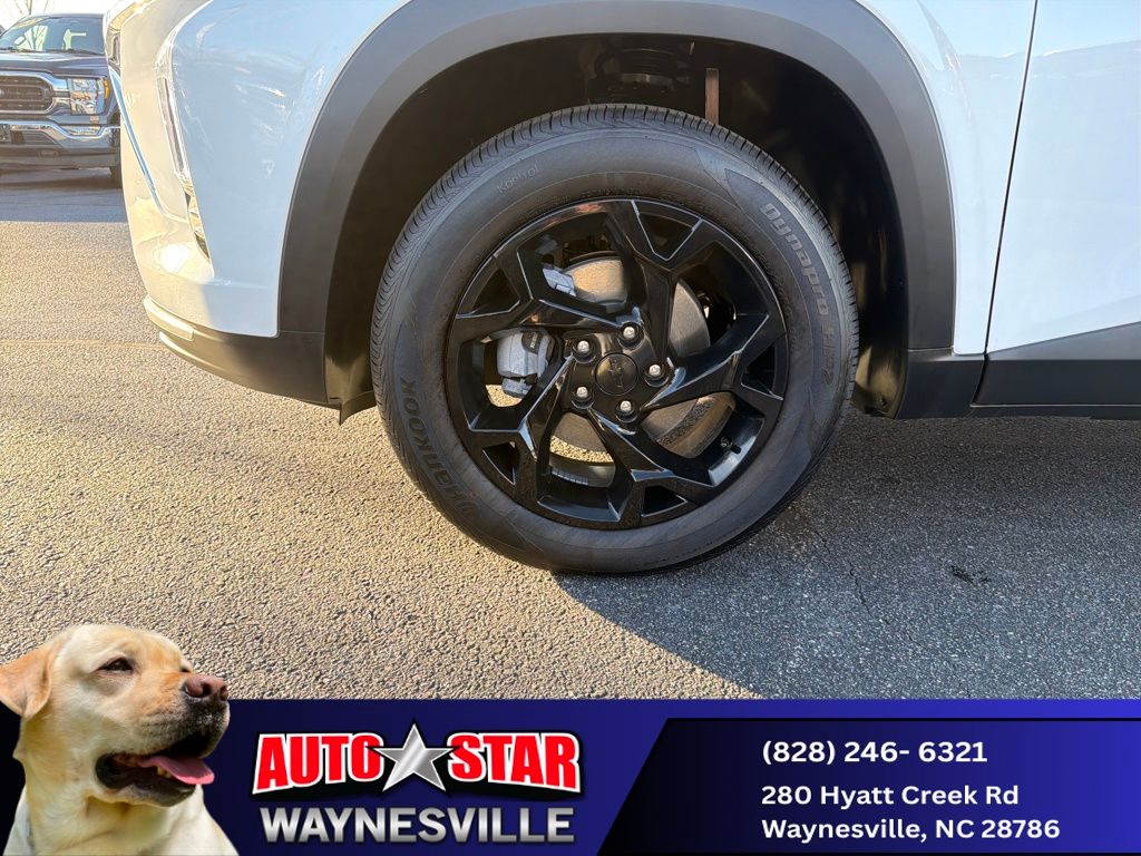 new 2025 Chevrolet Trax car, priced at $23,965