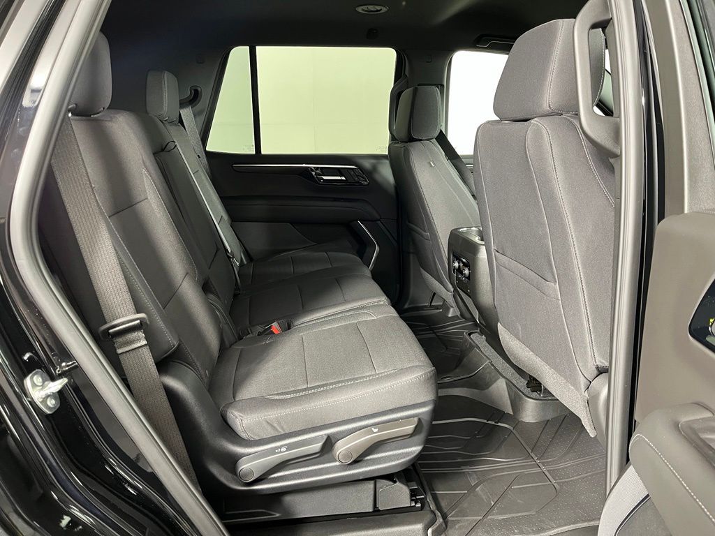 Thumbnail: 2026 Chevrolet Tahoe - 12