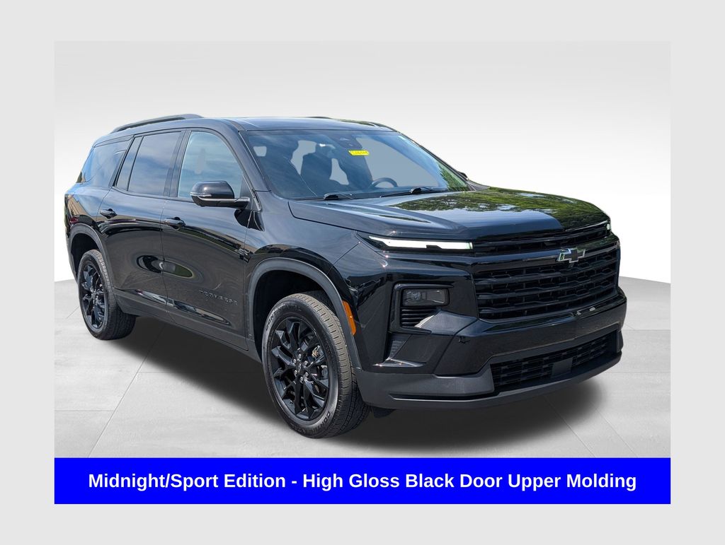 Mosaic Black Metallic 2024 Chevrolet Traverse LT FWD SUV / Crossover Front-Wheel Drive 8-Speed Automatic