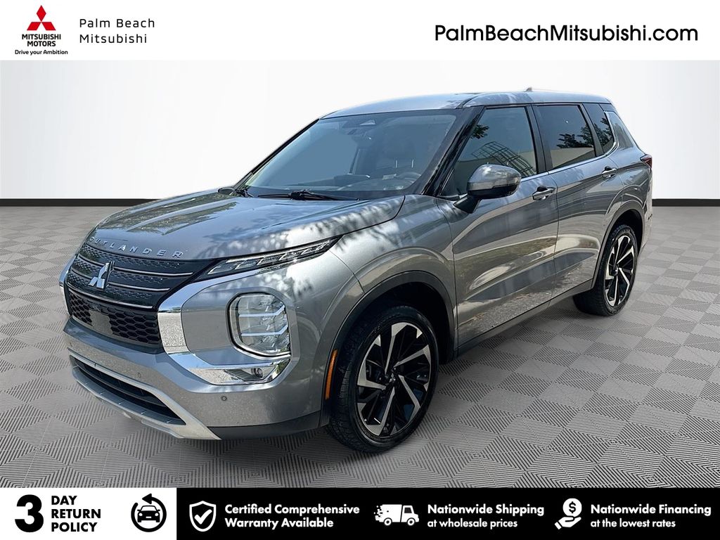 Silver 2022 Mitsubishi Outlander SUV / Crossover Front-Wheel Drive Continuously Variable Transmission