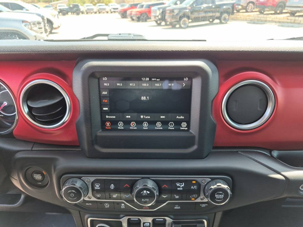 Used Car 2021 Jeep Gladiator  Rubicon For Sale Under $35,000 In Austin, Texas