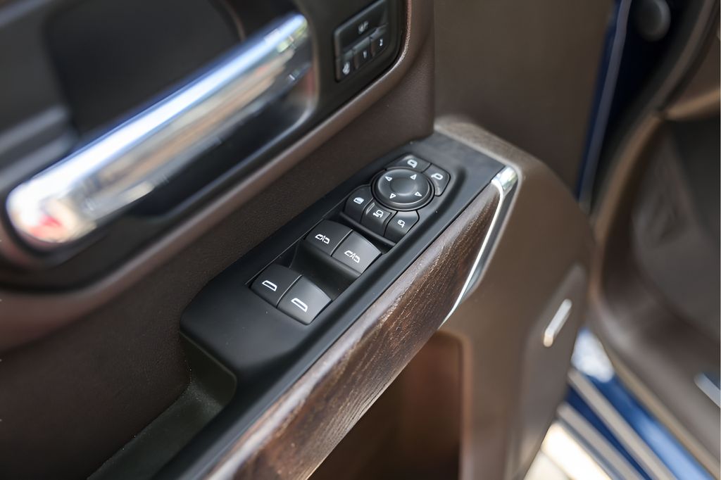 Used Car 2022 Gmc Sierra 2500hd  Denali For Sale Under $70,000 In Austin, Texas