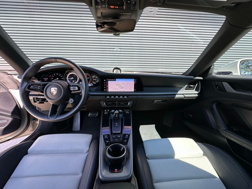 Thumbnail: 2024 Porsche 911 - 11