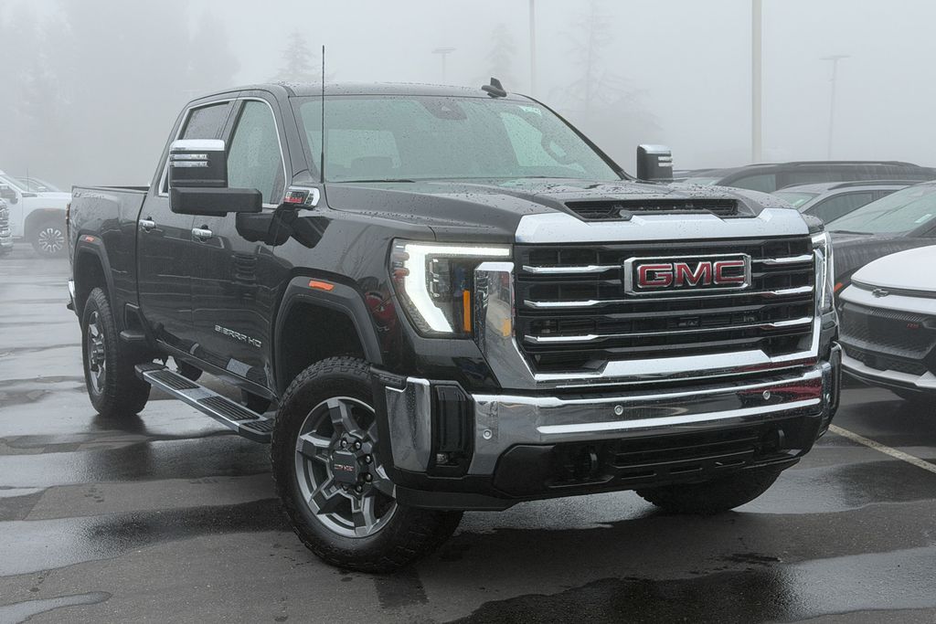 2026 GMC Sierra 2500HD SLT Crew Cab 4WD