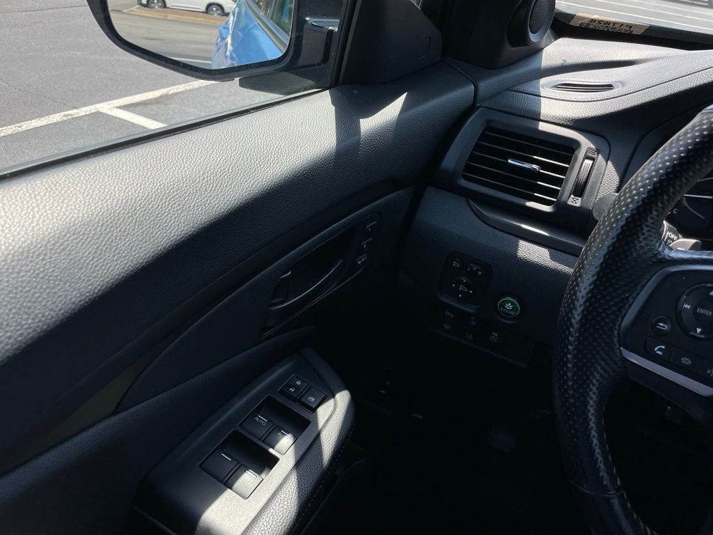 Thumbnail: 2025 Honda Passport - 23