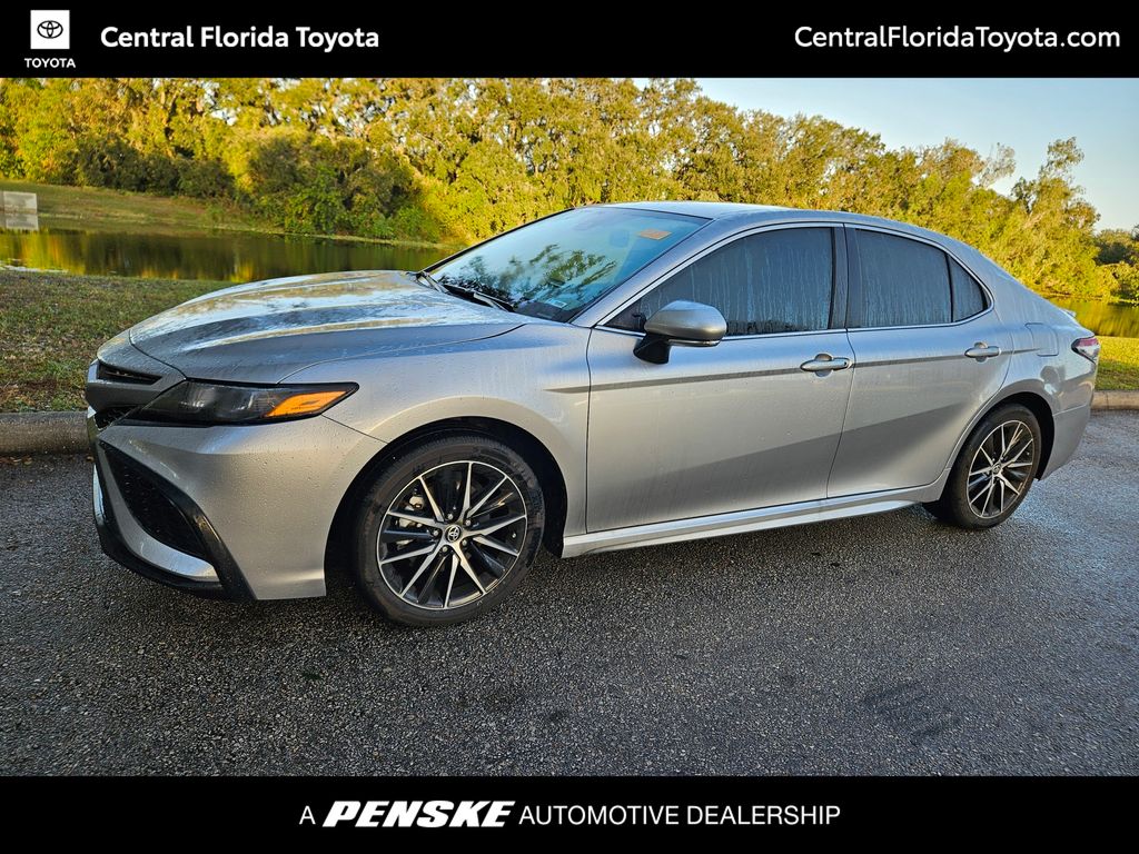 2024 Toyota Camry SE -
                Orlando, FL