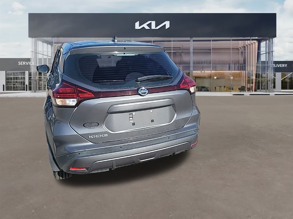 2021 Nissan Kicks S 6