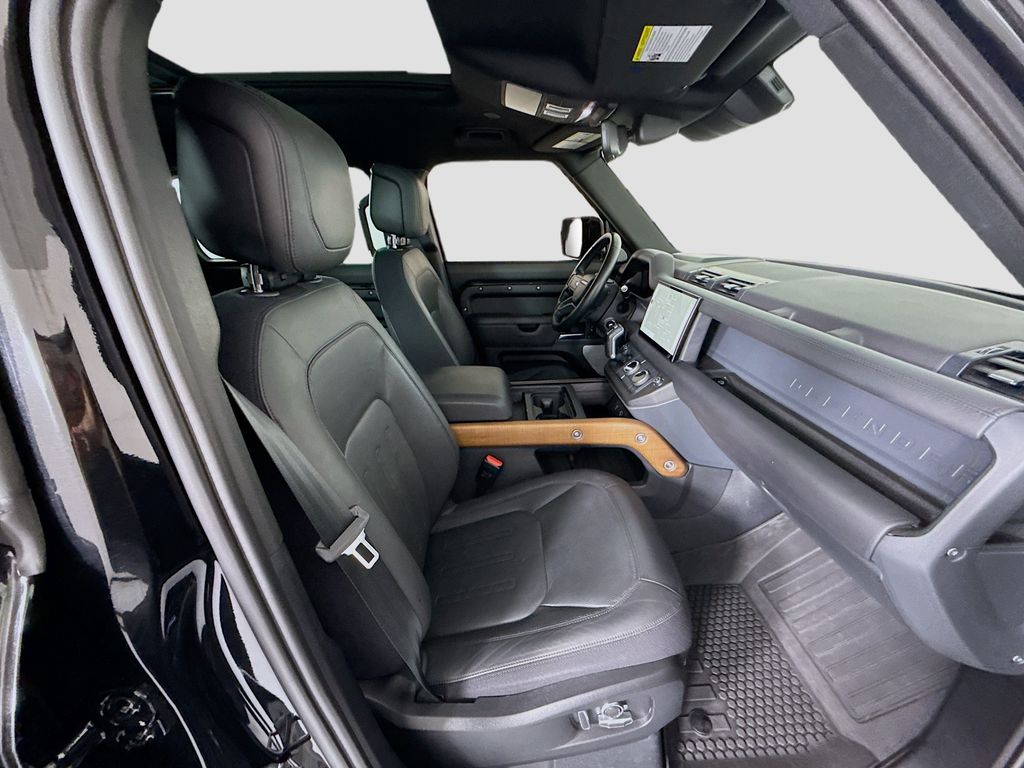Thumbnail: 2023 Land Rover Defender - 21