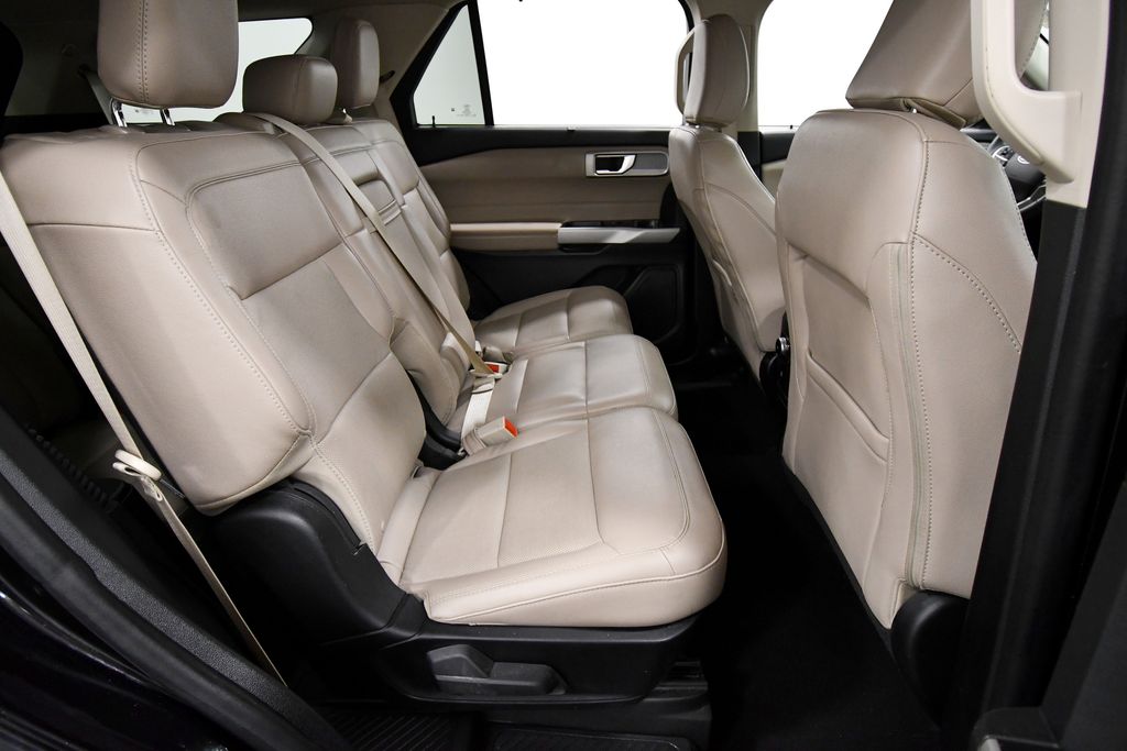 Used 2024 Ford Explorer SUV