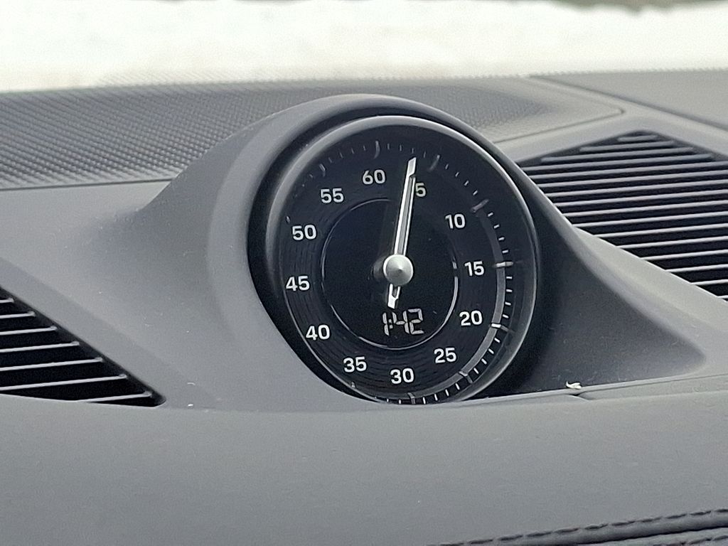 Thumbnail: 2025 Porsche  - 26